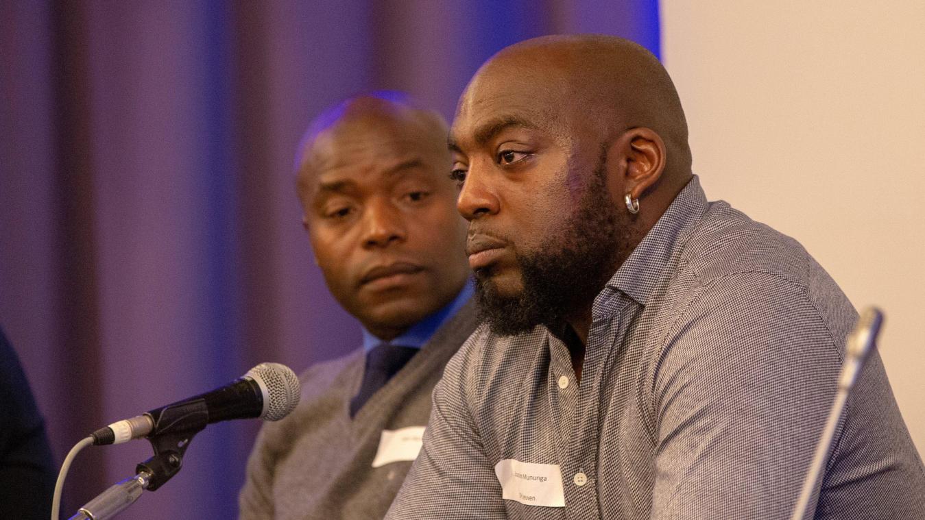<p>Joachim Mununga schilderte eindringlich seine Erfahrungen mit Rassismus und Diskriminierung.</p>