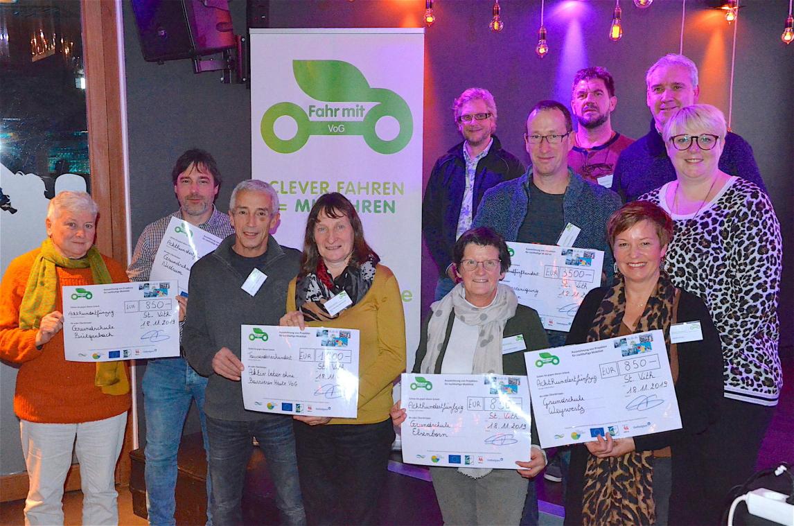 <p>Im Rahmen des dritten Projektaufrufs der VoG Fahr mit im Süden der DG konnten insgesamt 8.300 Euro an Fördergeldern für kleine Mobilitätsprojekte bewilligt werden.</p>
