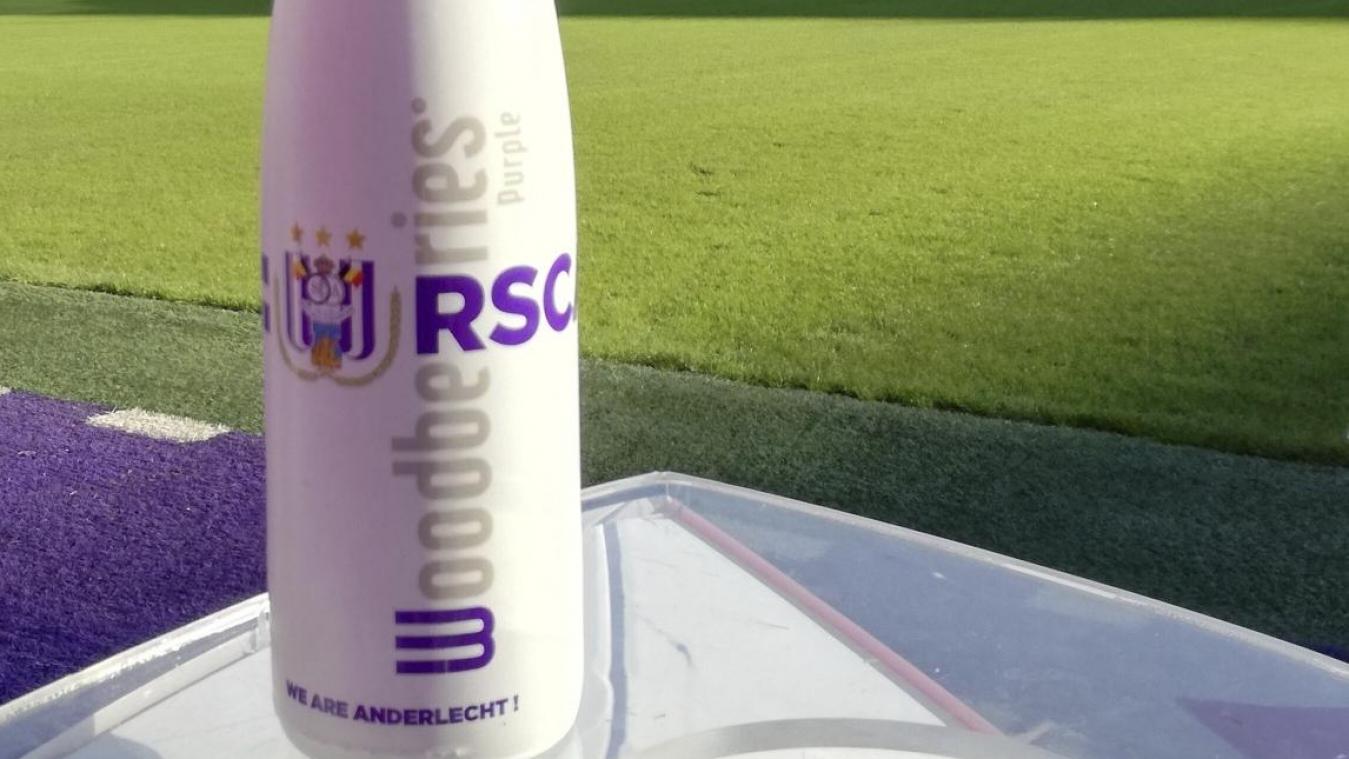 <p>So präsentiert sich der Woodberries Purple (nicht nur) für die Fans des RSC Anderlecht.</p>