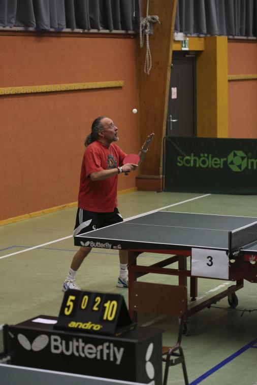 <p>Peter Schuller (C0/TTC Raeren) verdankt die Liebe zum Tischtennissport seinem Vater.</p>