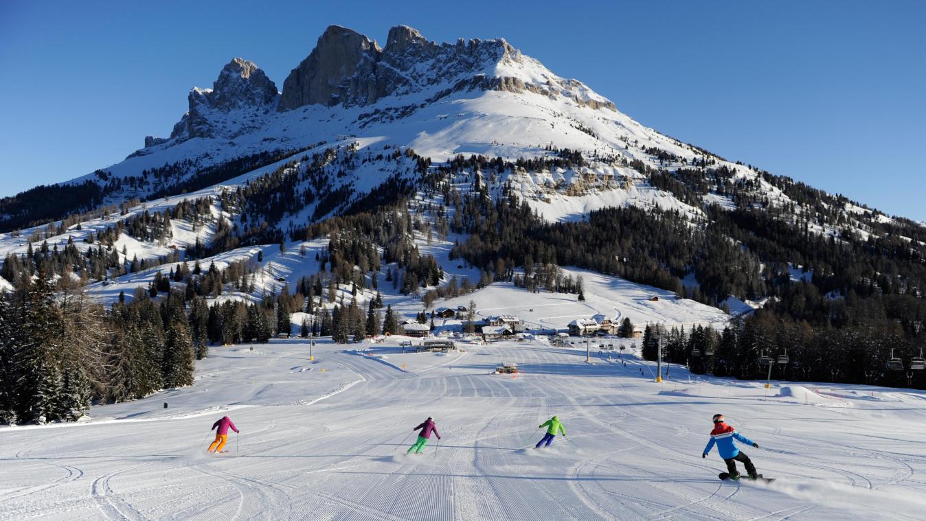 <p>Zwischen Rosengarten und Latemar liegt das Skigebiet Carezza in der weltgrößten Skiregion Dolomiti Superski.</p>