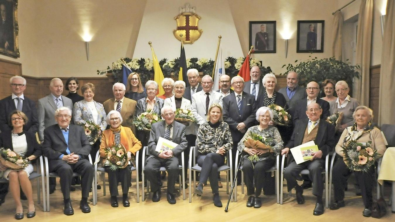 <p>Die Stadt Eupen ehrte 19 Jubelehepaare, die vor 50, 60 und sogar 65 Jahren den Bund der Ehe geschlossen haben.</p>