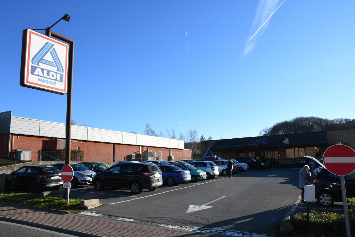 <p>Momentan befindet sich der Aldi nur wenige Meter weiter.</p>