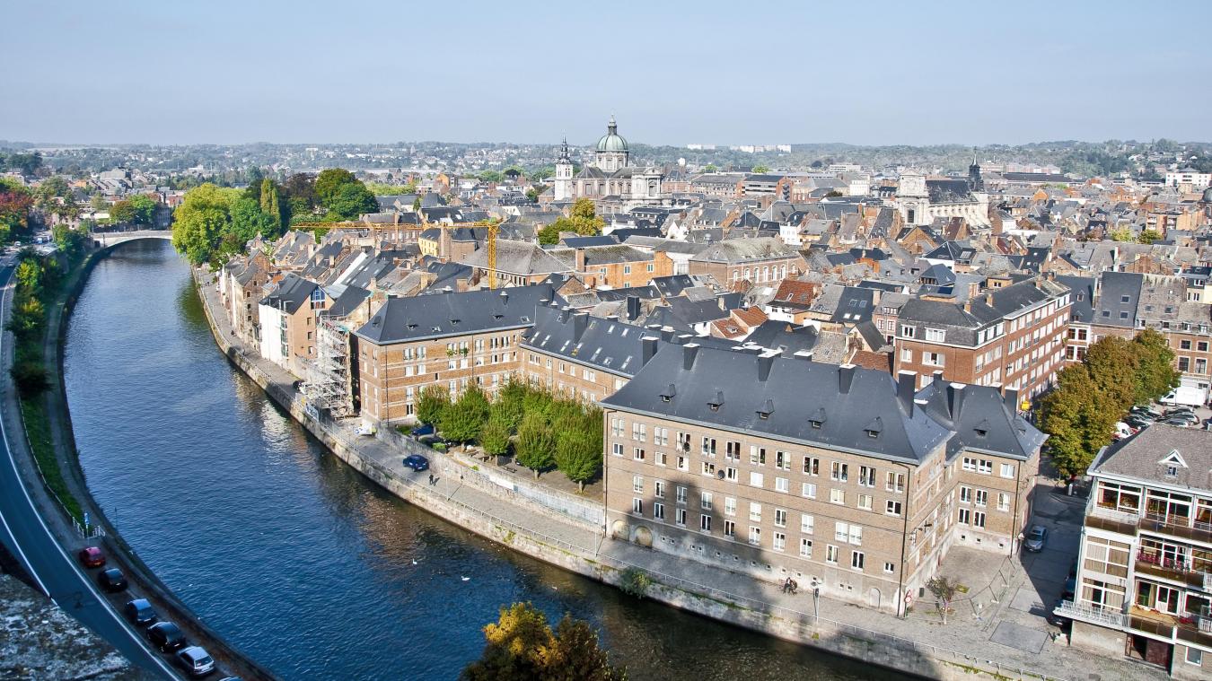 <p>Ein Blick von oben: Die Stadt Namur zählt knapp 110.175 Einwohner.</p>