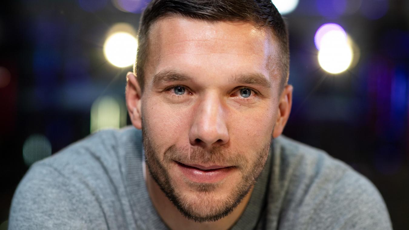 <p>Lukas Podolski wird mit dem 1. FC Köln über eine Rückkehr sprechen.</p>