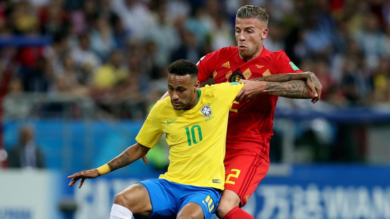 <p>Neymar (vorne, im Duell mit Toby Alderweireld) unterlag Belgien im WM-Viertelfinale mit 1:2.</p>