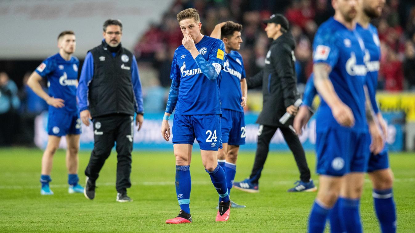 <p>Am Wochenende musste der FC Schalke um Bastian Oczipka (Bildmitte) eine bittere Niederlage gegen den 1.FC Köln einstecken.</p>