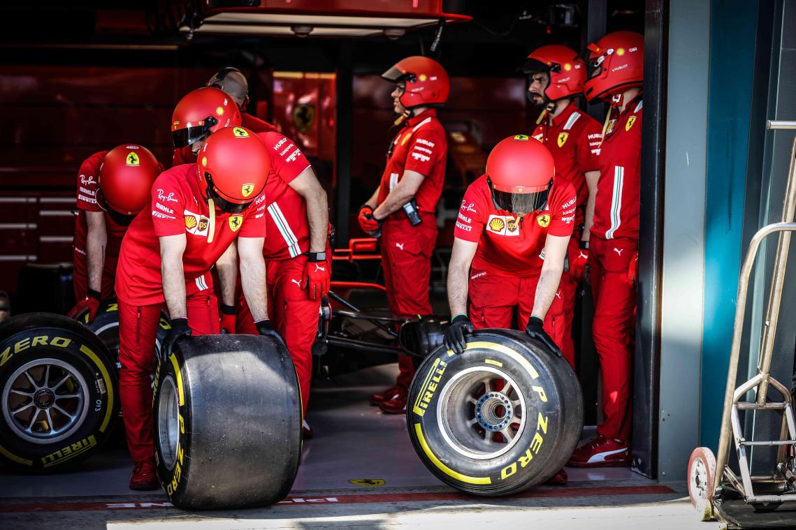<p>Diese Ferrari-Mechaniker dürften am Sonntag nicht zum Einsatz kommen.</p>
