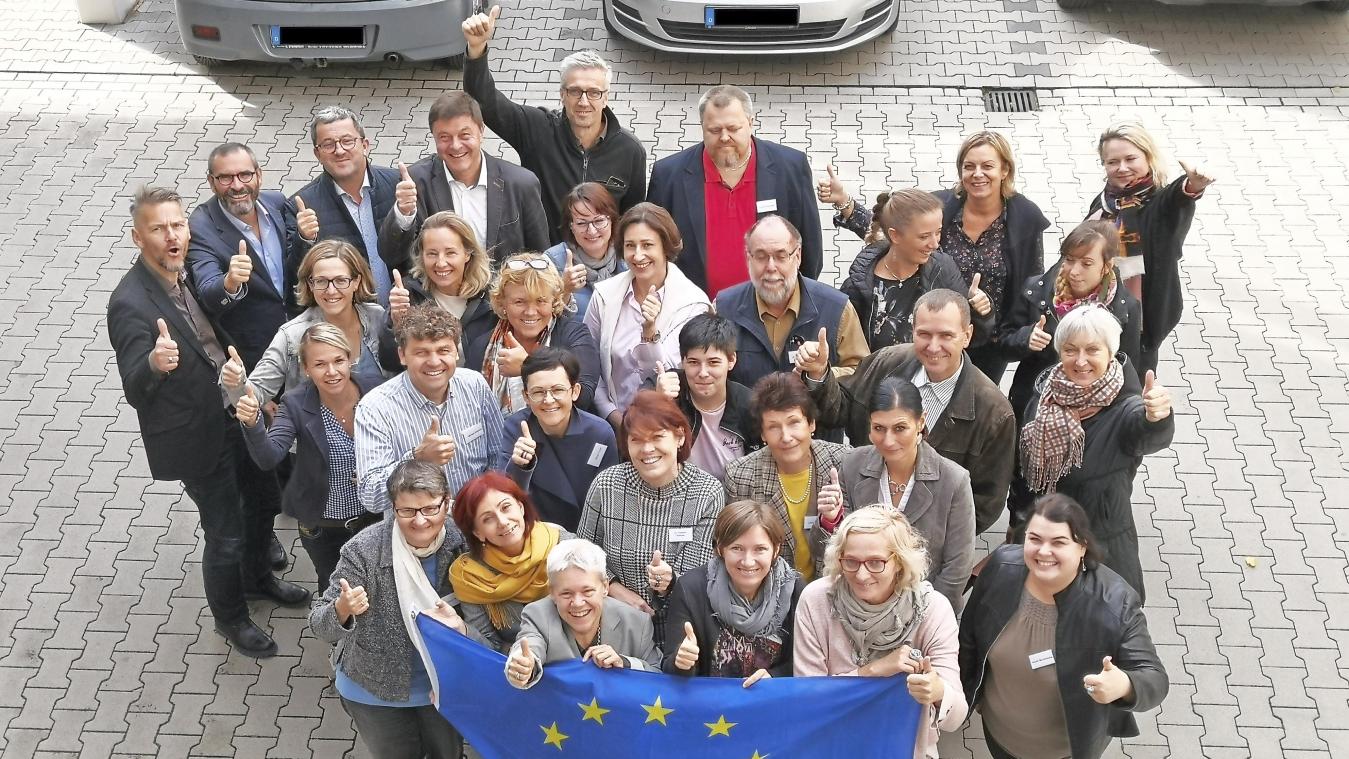 <p>Thema des von der VHS Eupen organisierten Treffens im Rahmen des Erasmus+-Austauschs in der Erwachsenenbildung, an dem Partner aus sieben verschiedenen europäischen Ländern teilnahmen, war der Aspekt der Ethik in der digitalisierten Welt herauszuarbeiten.</p>