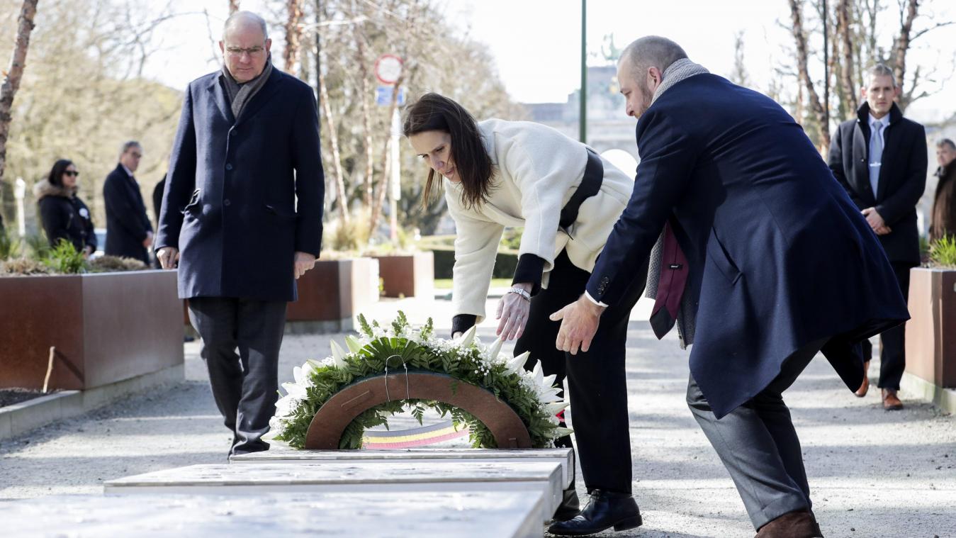 <p>Gedenkfeier für die Opfer der Brüsseler Terroranschläge am Sonntag mit Premierministerin Sophie Wilmès und Justizminister Koen Geens (links)</p>