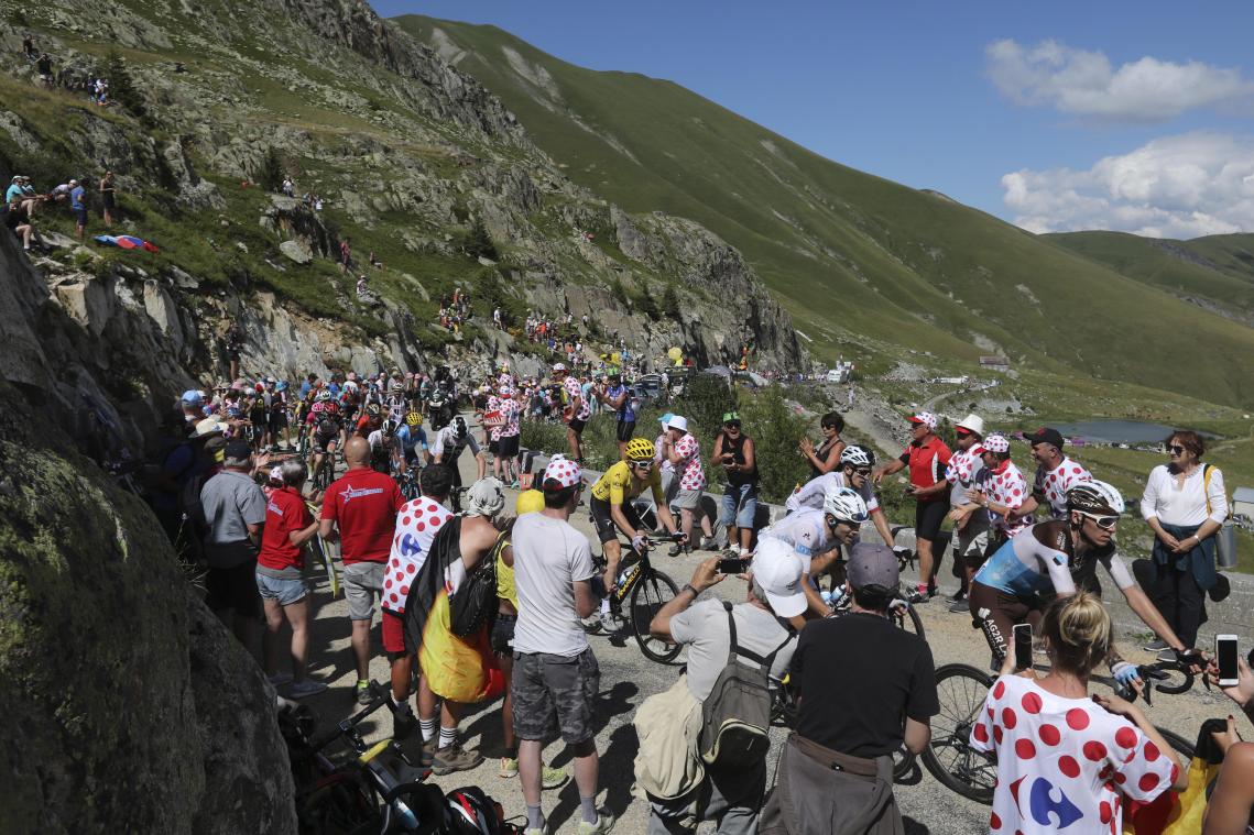 <p>Wenn die Tour de France 2020 stattfindet, dann wie immer als Massenspektakel.</p>