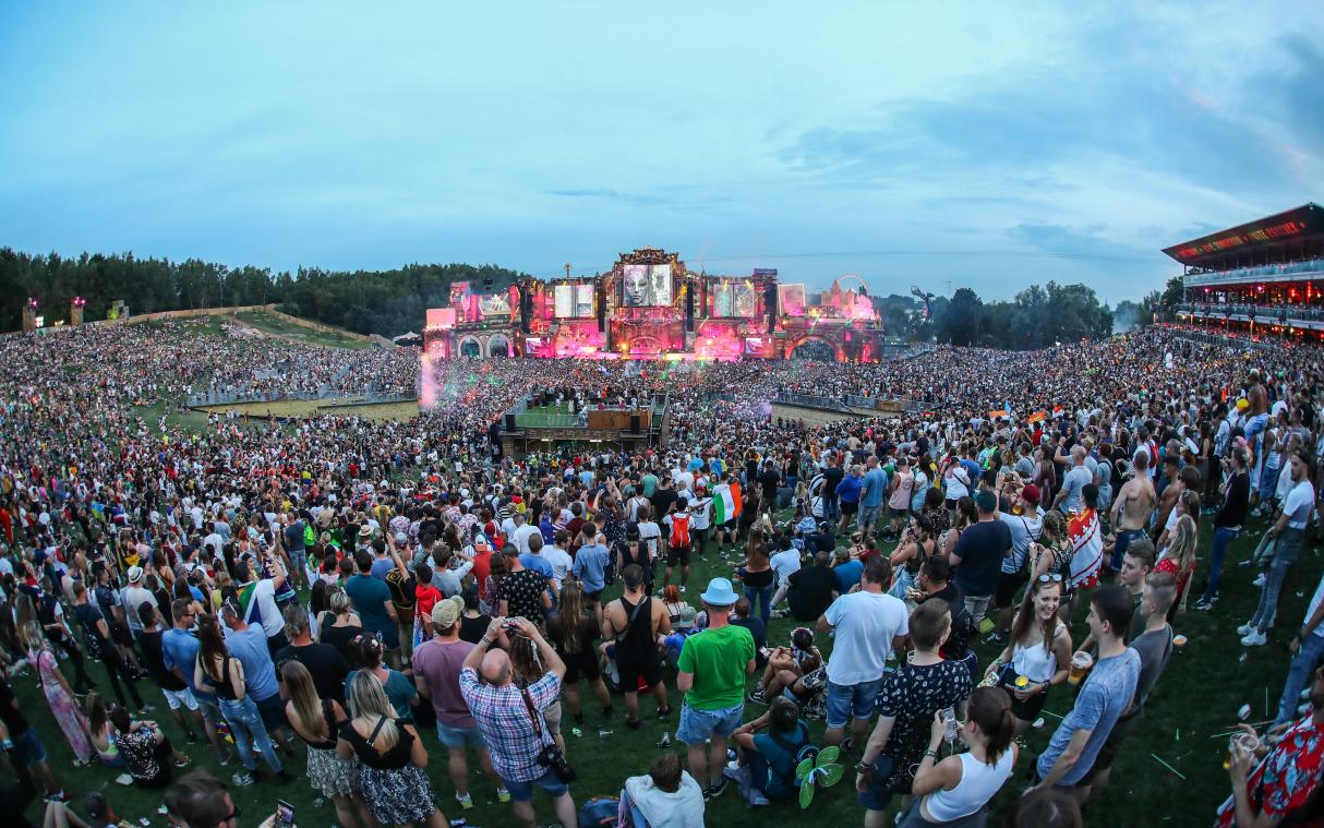 <p>Das Tomorrowland-Festival zieht Jahr für Jahr etliche Besucher in seinen Bann.</p>