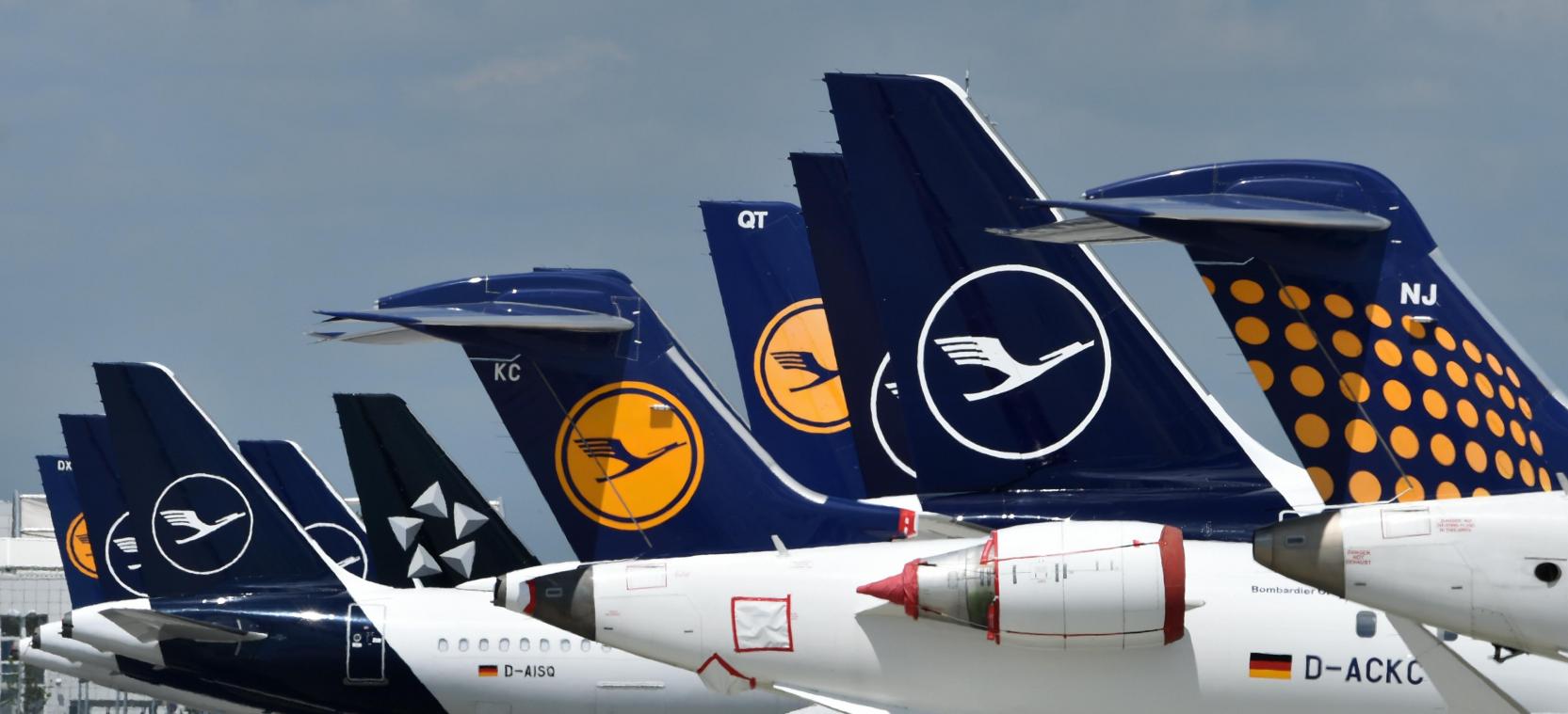 <p>Lufthansa tief in roten Zahlen - Konzern kündigt großen Umbau an</p>
