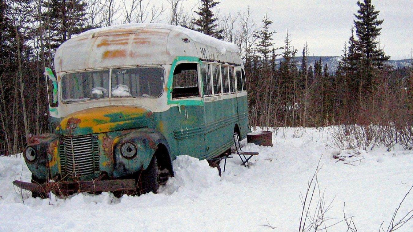 <p>Der legendäre Bus des Aussteigers Christopher McCandless zog zahlreiche Bewunderer an.</p>