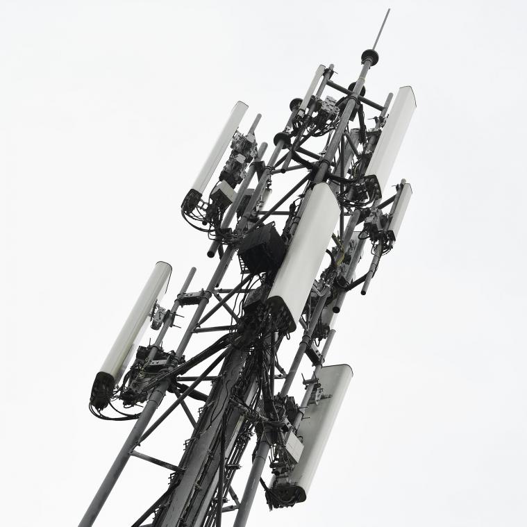 <p>Ein 5G-Sendemast von Proximus</p>