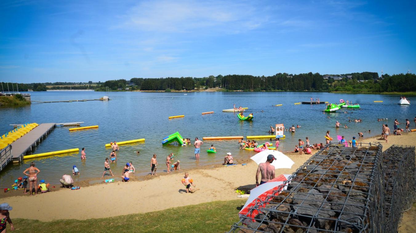 <p>Wegen des zu hohen Besucheraufkommens ist es heute nicht mehr möglich, sich an den Bütgenbacher See zu begeben</p>