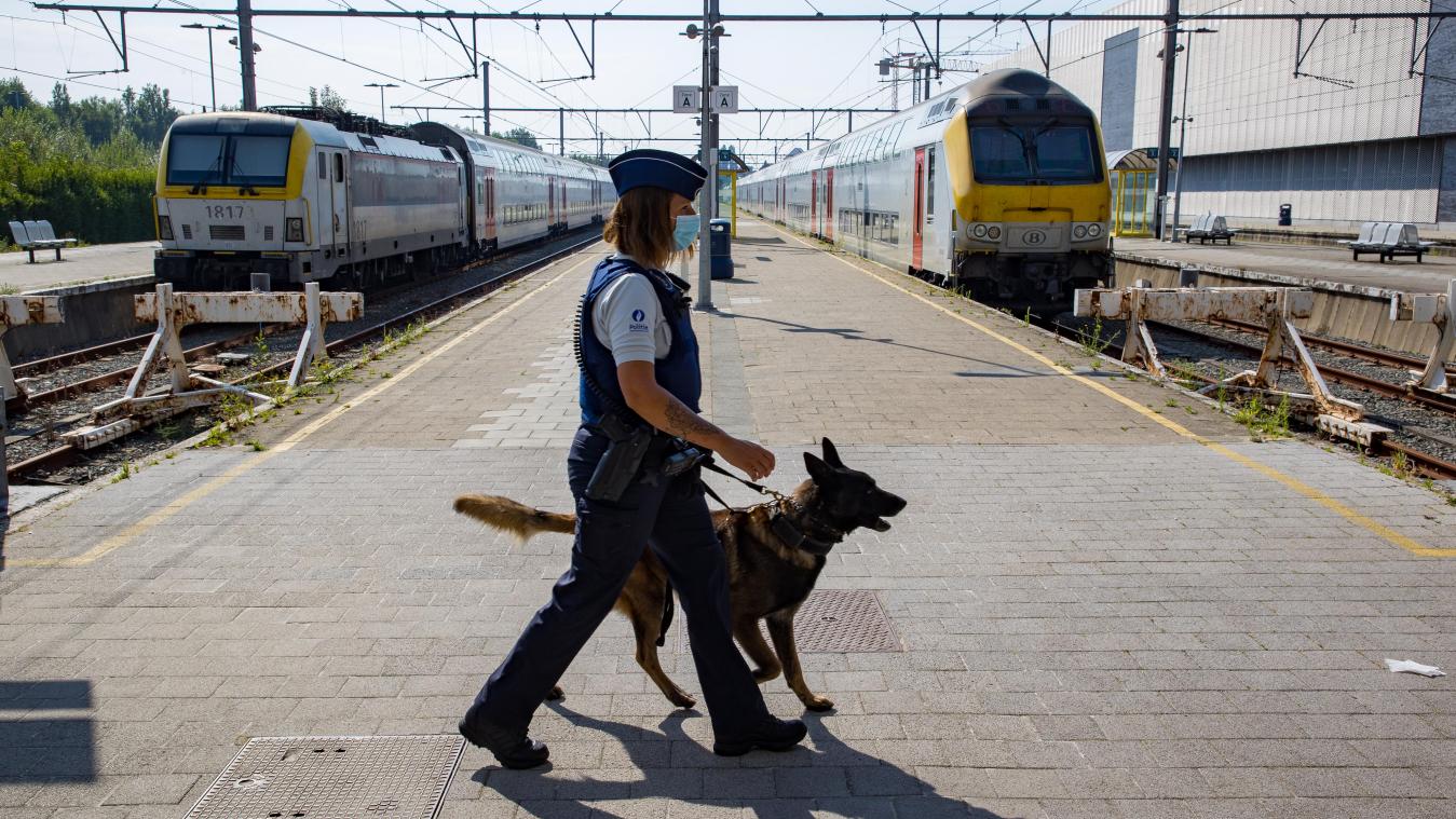 <p>Die Polizei wird in den Bahnhöfen (hier: Blankenberge) verstärkt präsent sein.</p>