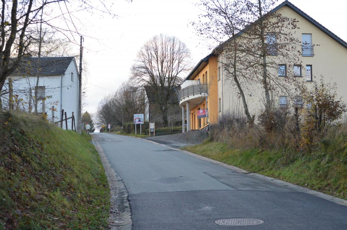 <p>Der Gemeinderat nahm das definitive Projekt zur Neugestaltung der Straße Grüfflingen-Kreuzberg an.</p>