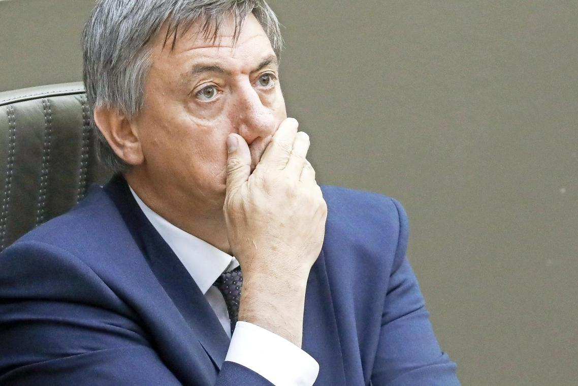 <p>Wie wird Jan Jambon sich aus der Affäre ziehen?</p>