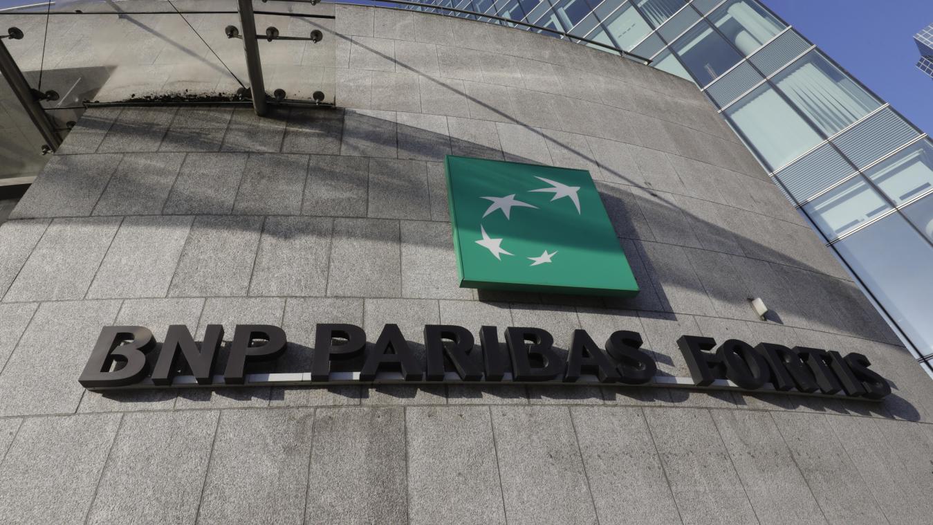<p>Fortis ist nach der Finanzkrise von BNP Paribas (75 Prozent) übernommen worden. Die restlichen 25 Prozent gehören dem belgischen Staat.</p>