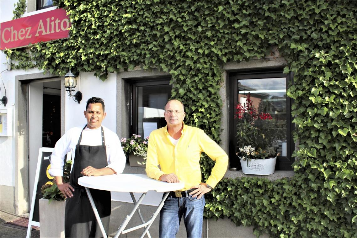 <p>Lassen im „Chez Alito“ die Tradition wieder aufleben: Anik Rodrigo (links) und Jan Reiss.</p>