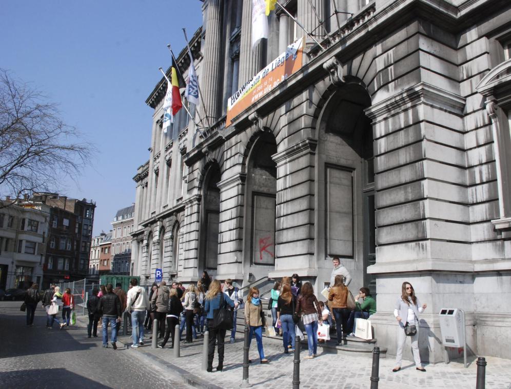 <p>Sechs Universitäten in der Französischen Gemeinschaft - darunter auch die Lütticher Uni (Bild) - fordern mehr Geld, um die durch die Coronakrise entstandenen Zusatzkosten stemmen zu können.</p>