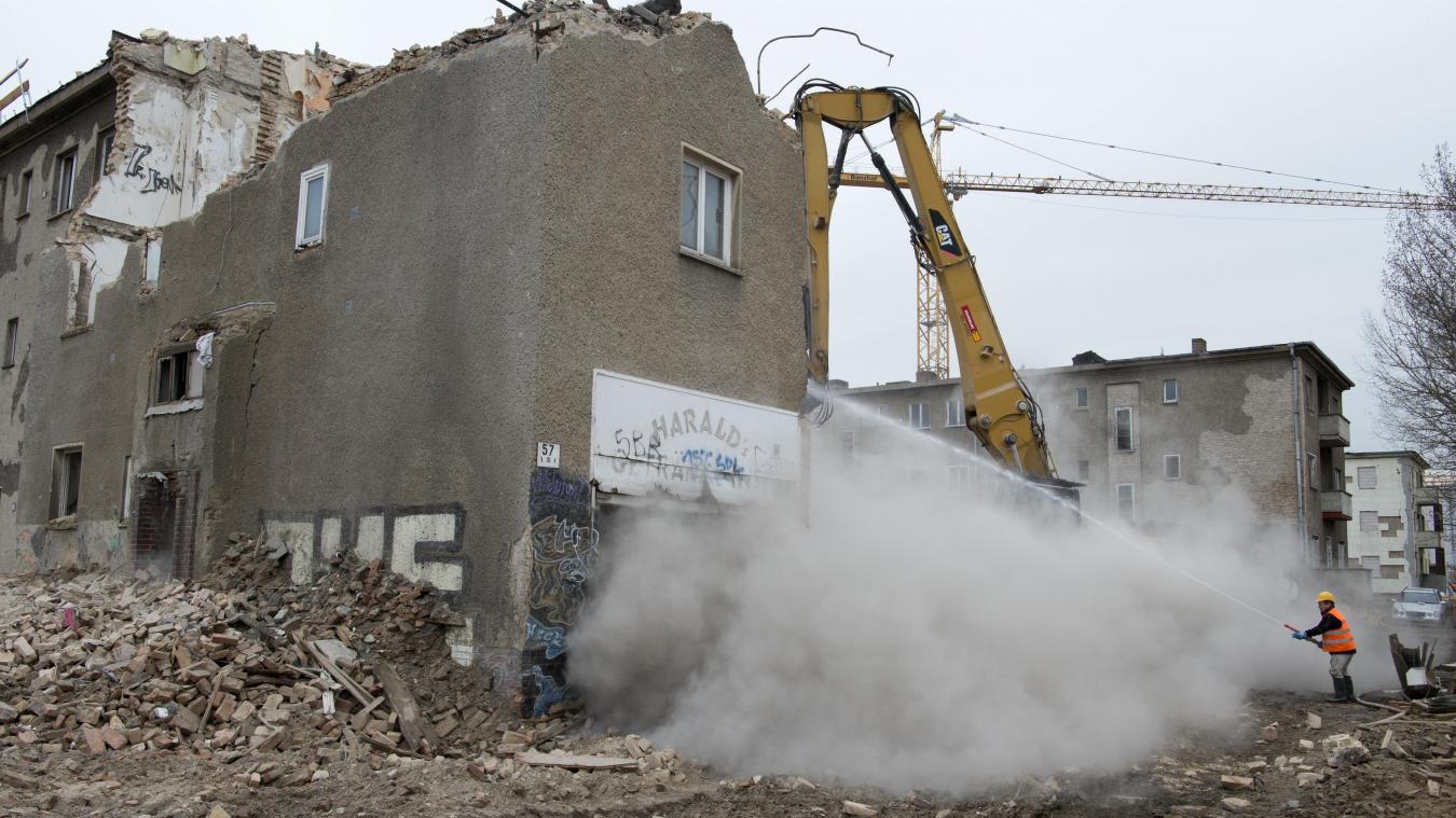 <p>MwSt. bei Abriss und Wiederaufbau wird auf sechs Prozent gesenkt</p>

