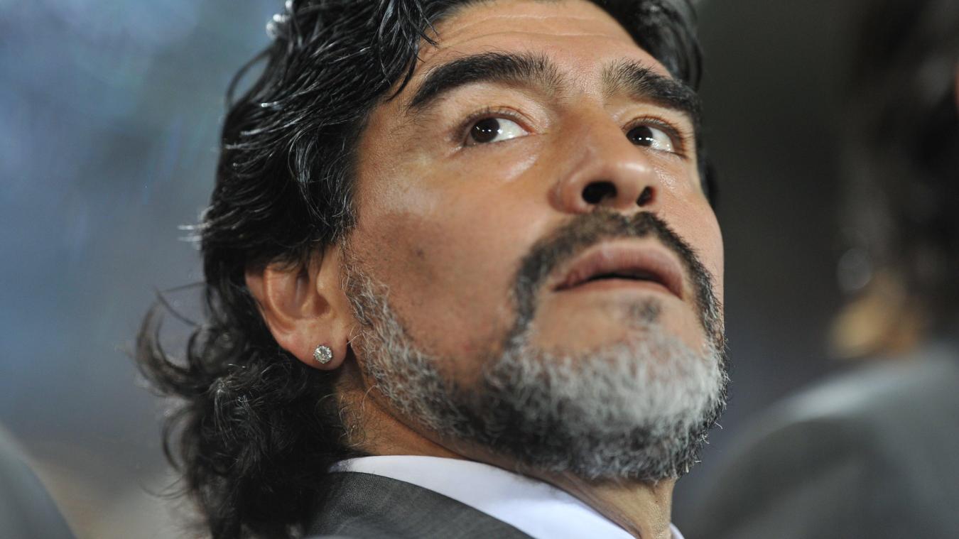 <p>Zwei Wochen nach einer Operation war Maradona am vergangenen Mittwoch laut offiziellen Angaben an den Folgen eines Herzinfarktes gestorben.</p>