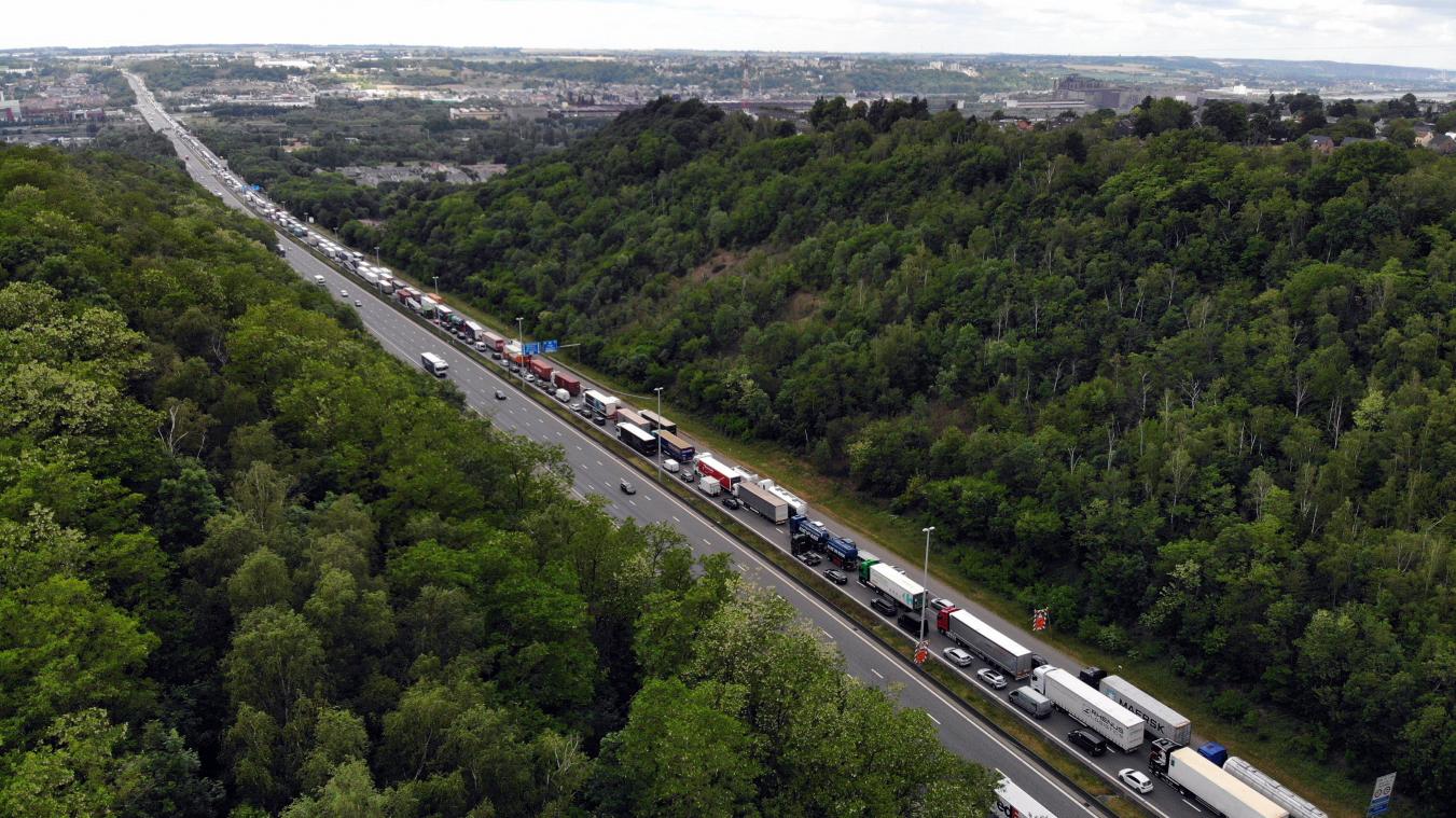 <p>Deutlich weniger Staus: Corona bremst den Verkehr aus</p>
