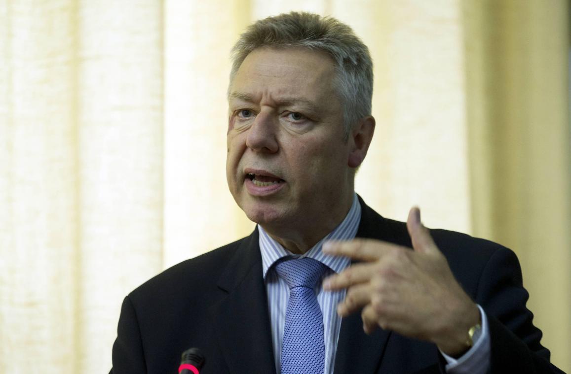 <p>Nach ihm ist (vorübergehend) eine Haltestelle benannt: STIB-Generaldirektor Kris Lauwers.</p>