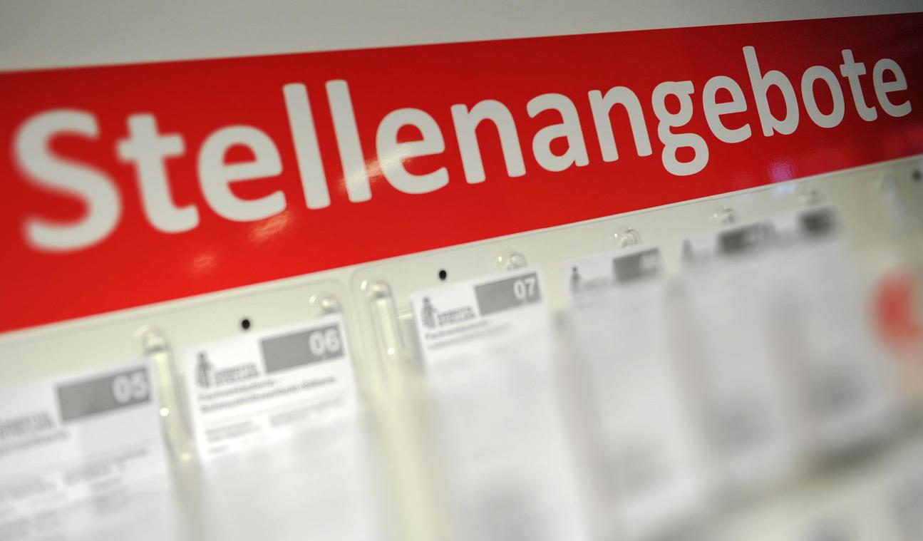 <p>„Die derzeit 350.000 Arbeitslosen reichen nicht aus.“</p>