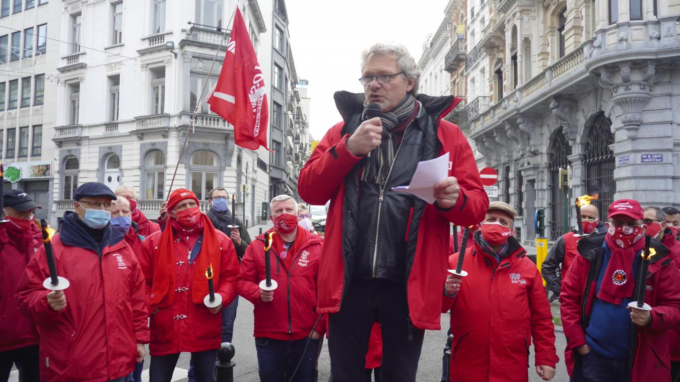 <p>Thierry Bodson (Bildmitte) bei einer Protestaktion im Oktober 2020 in Brüssel</p>