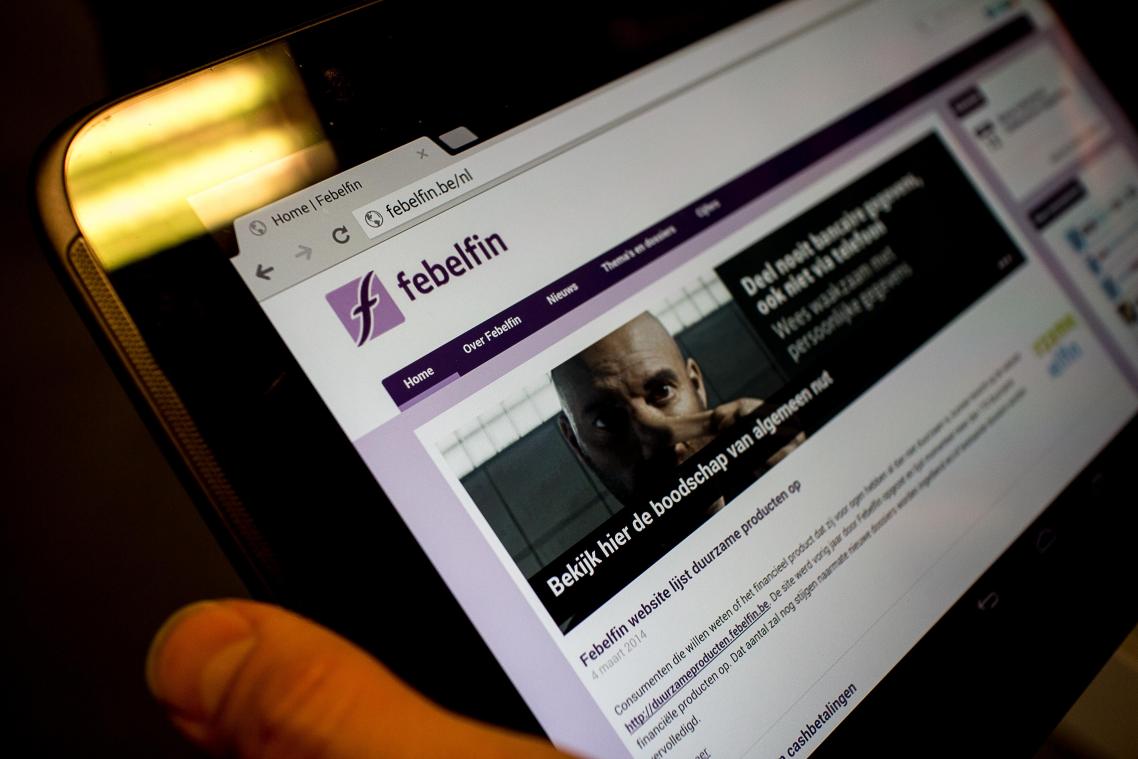 <p>Banken wollen Lohnzettel einsehen - Kampf gegen Kreditbetrug</p>
