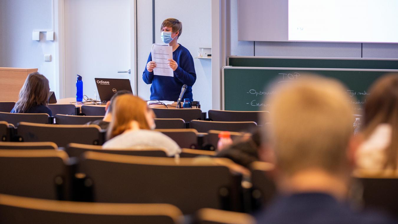 <p>Experten setzen sich für eine Kürzung der Lehrpläne ein</p>
