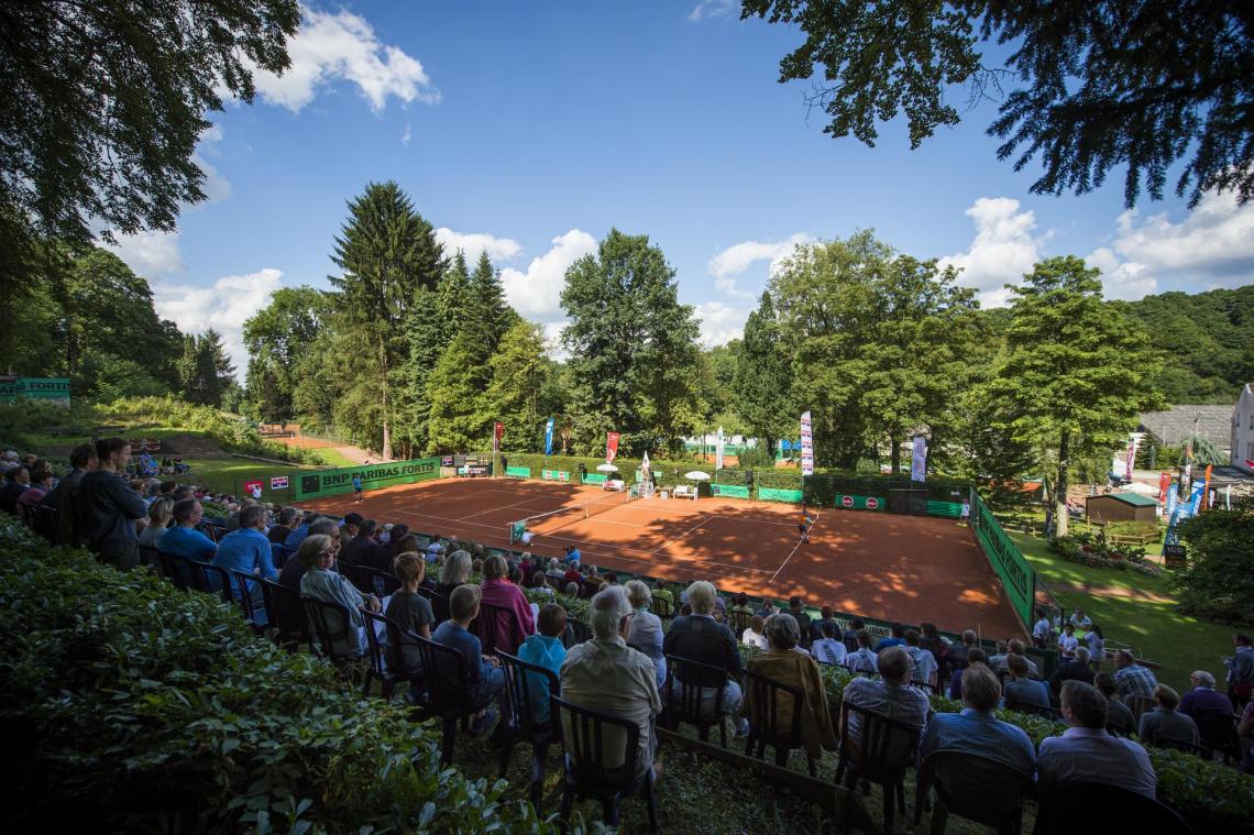 <p>Blick auf die idyllische Parkanlage im Ortsteil Hütte, die seit vielen Jahrzehnten die Heimat des Eupener Tennis-Clubs ist.</p>