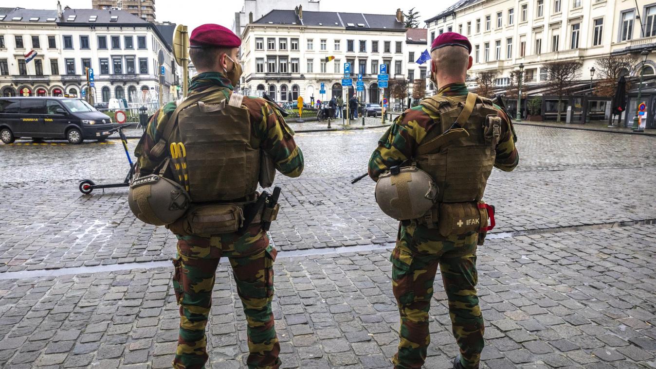 <p>Soldaten in den Straßen von Brüssel</p>