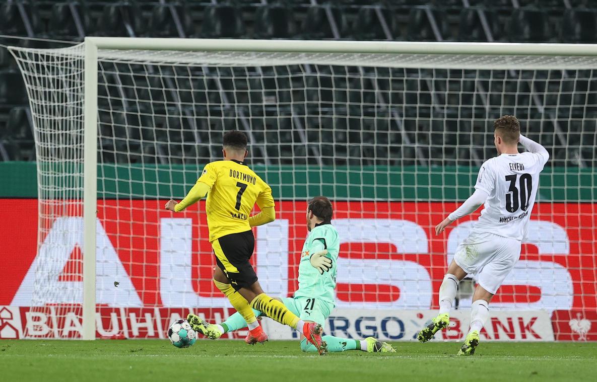 <p>Jadon Sancho (links) erzielte den Dortmunder Siegtreffer.</p>