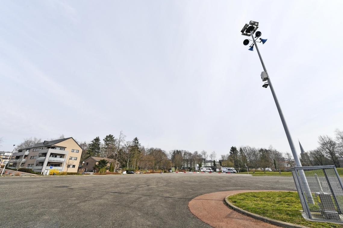 <p>Kameraüberwachung auf dem Koul-Gelände in Kelmis. Künftig sollen noch deutlich mehr öffentliche Plätze und Verkehrsknotenpunkte im Norden der DG aus der Ferne beleuchtet werden.</p>