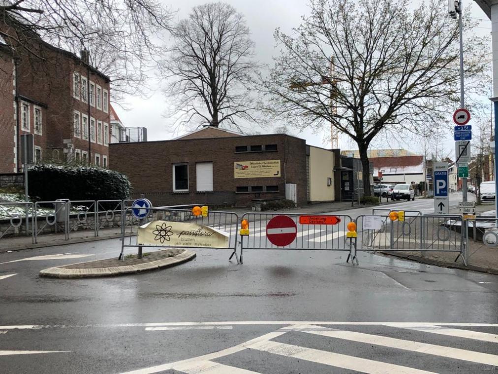 <p>Sperrung der Simarstraße gilt bis Mitte Juli</p>
