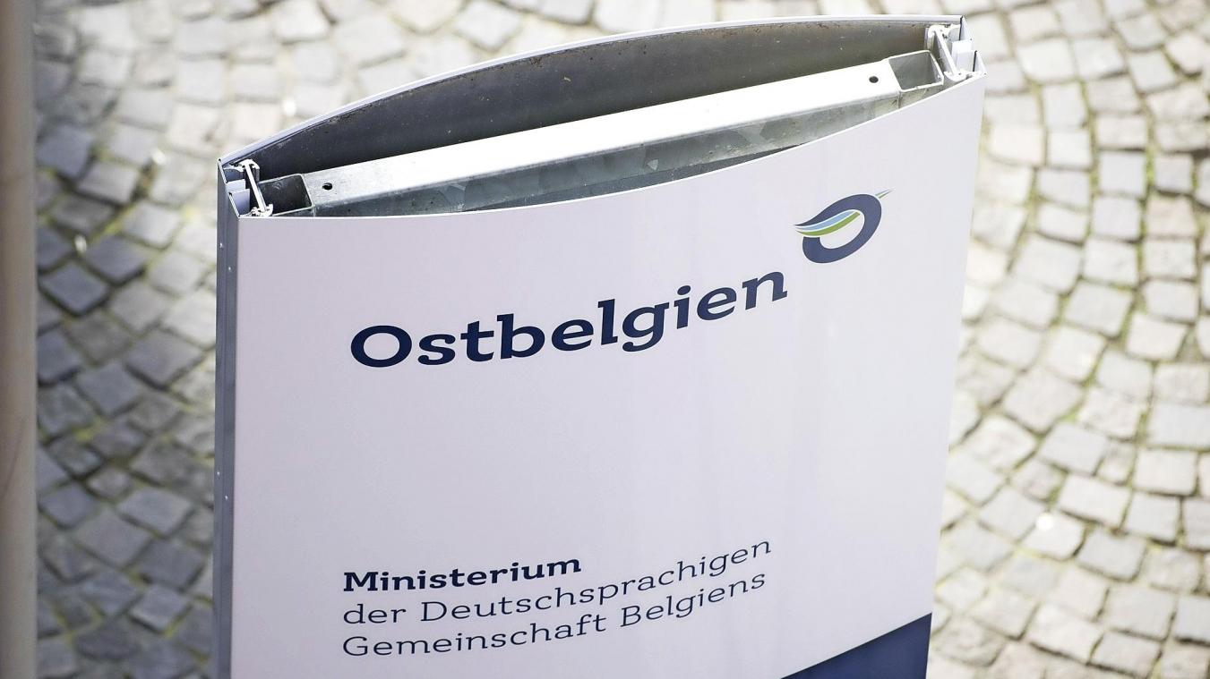 <p>Die Standortmarke „Ostbelgien“ gibt es seit März 2017. Hier der Schriftzug am Ministerium in Eupen.</p>