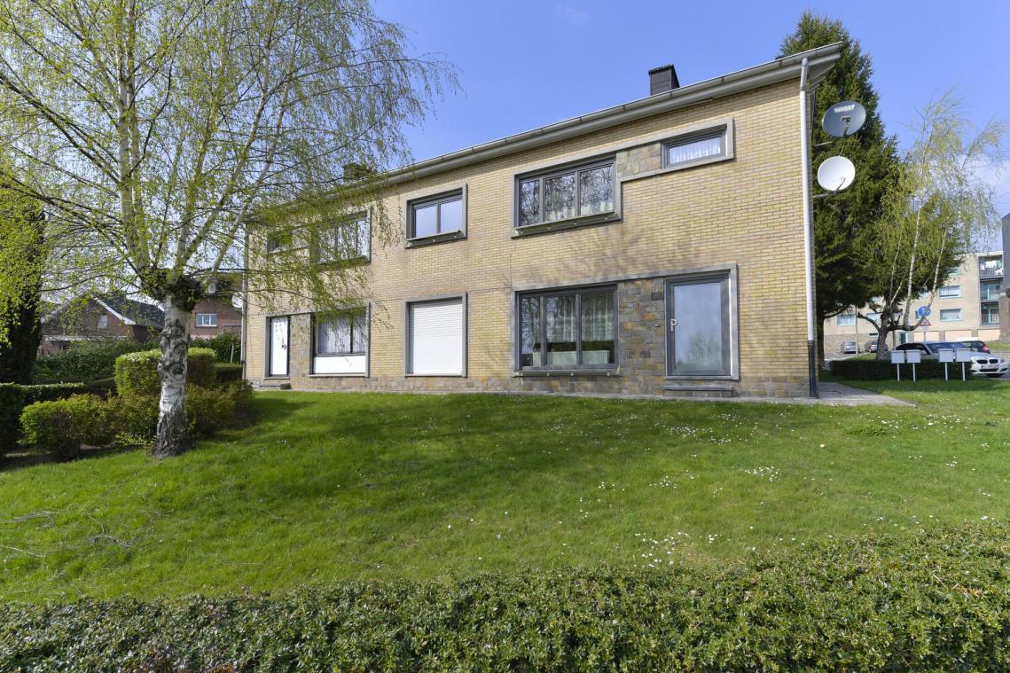 <p>Die Weichen sind gestellt: Noch vor dem Sommer sollen die Wohnungsbaugesellschaften im Norden und Süden der DG fusionieren.</p>