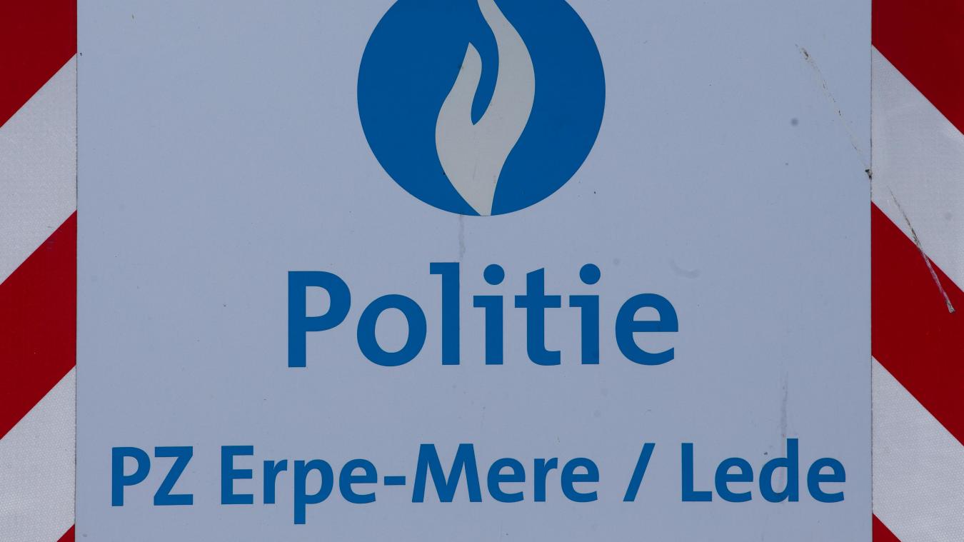 <p>Polizeichef von Erpe-Mere nach Lauschangriff für vier Monate suspendiert</p>
