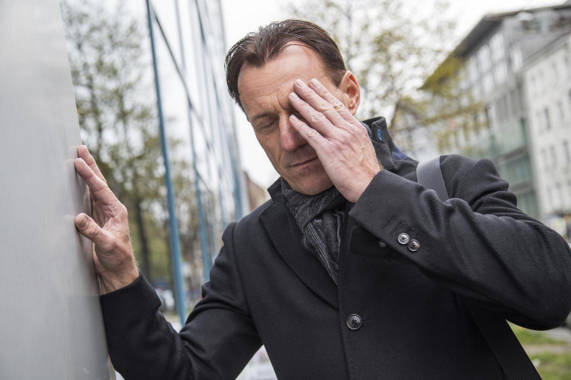 <p>Zu den Spätfolgen einer Covid-Erkrankung gehören wiederkehrende Kopfschmerzen. Foto: Christin Klose/dpa</p>