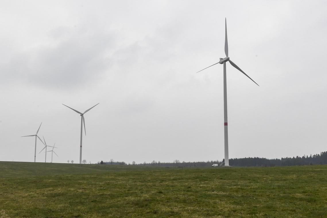 <p>In Gouvy hat nun mit der Genossenschaft Aspiravi ein dritter Windkraftbetreiber ein Projekt zur Nutzung der Windenergie vorgestellt. Das Foto zeigt den Windpark in Emmels.</p>