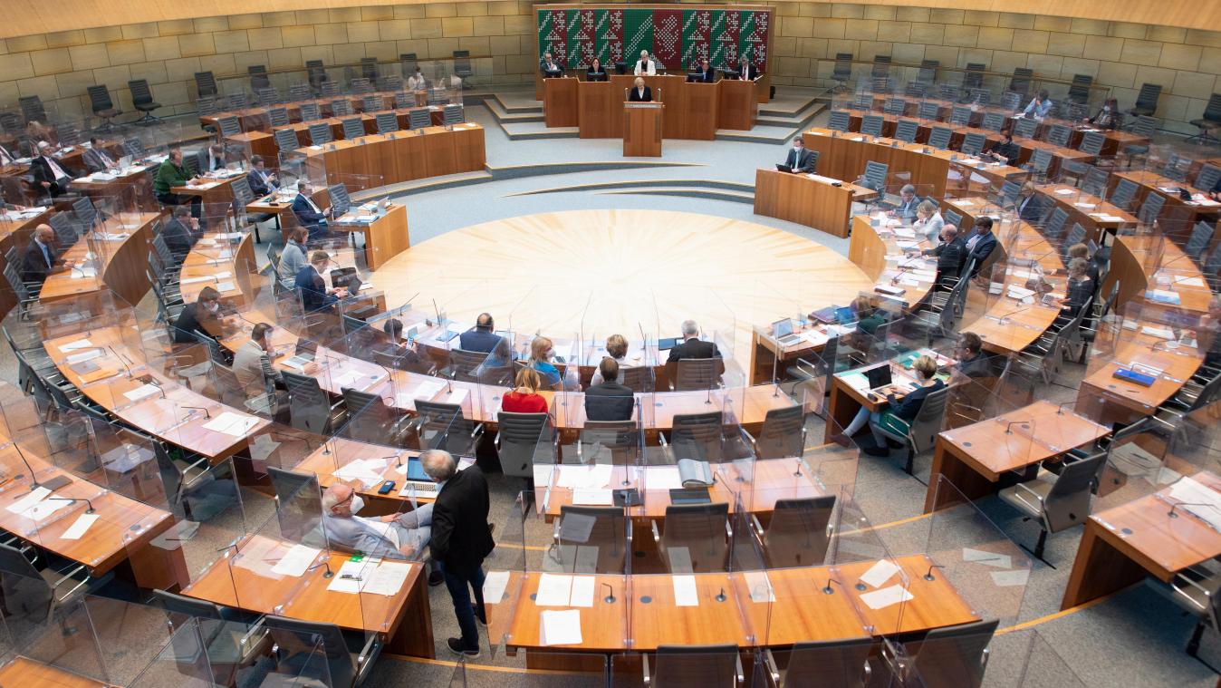 <p>Ein Blick in den Düsseldorfer Landtag</p>