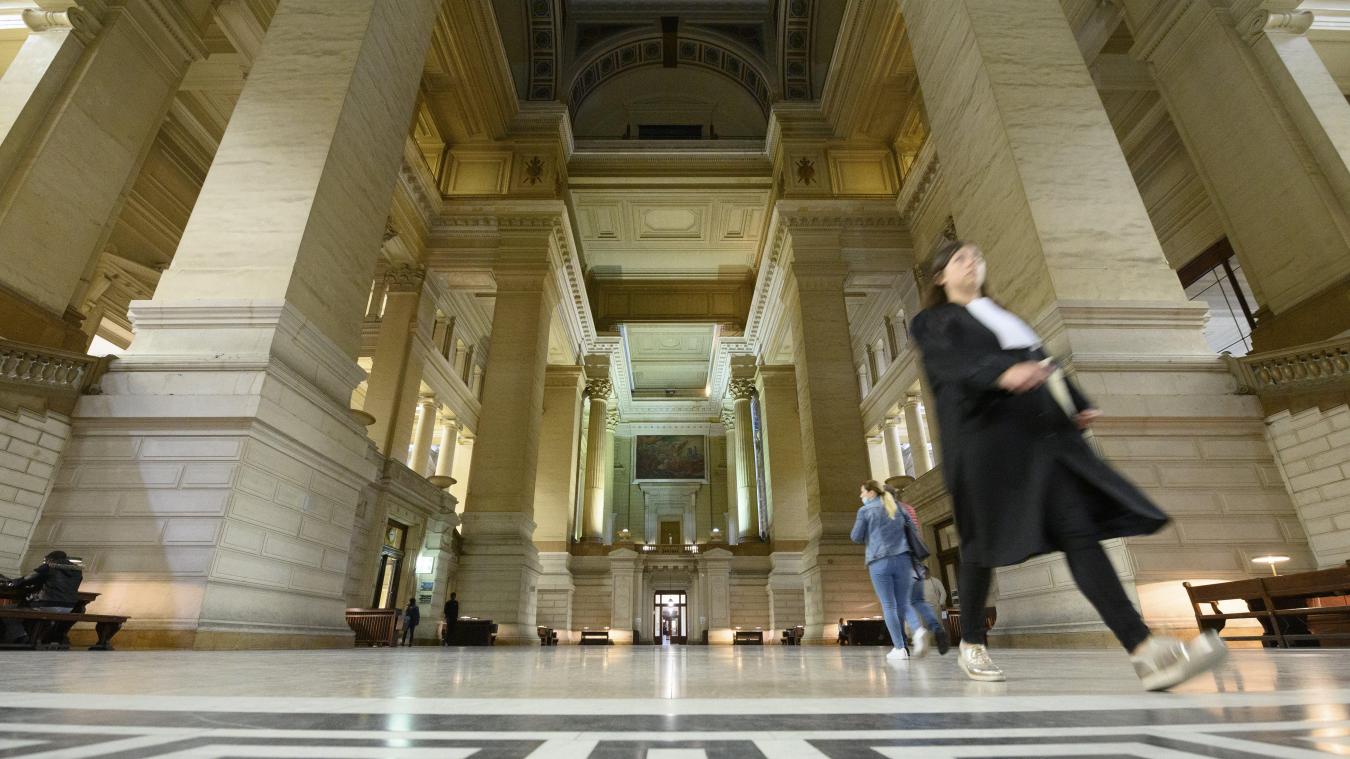 <p>Unterfinanzierte Justiz: das imposante Interieur des Brüsseler Justizpalastes</p>