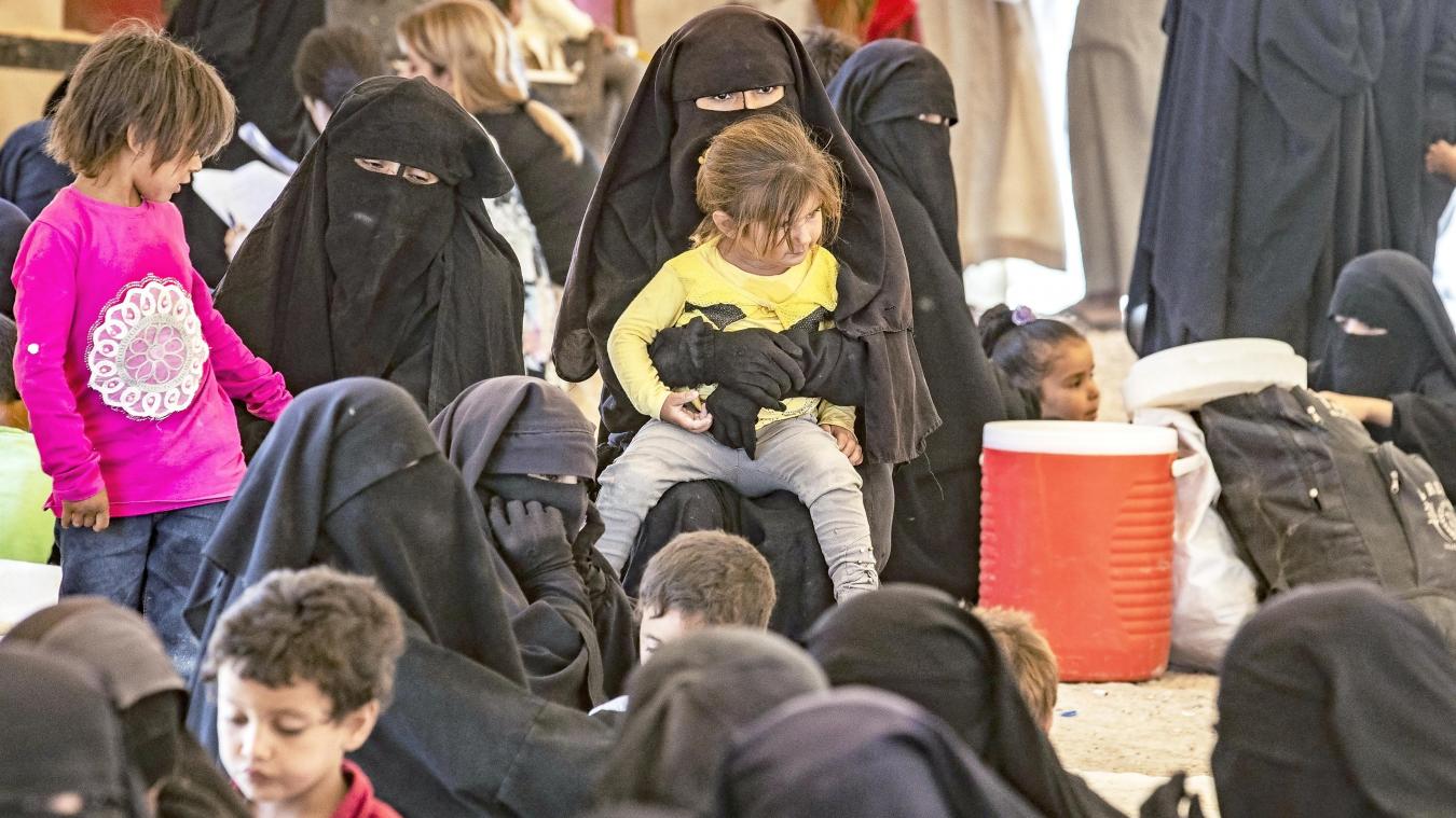 <p>Ein Gefangenenlager in Syrien. Dies ist ein Themenbild und zeigt nicht die zurückgeholten Frauen und Kinder.</p>