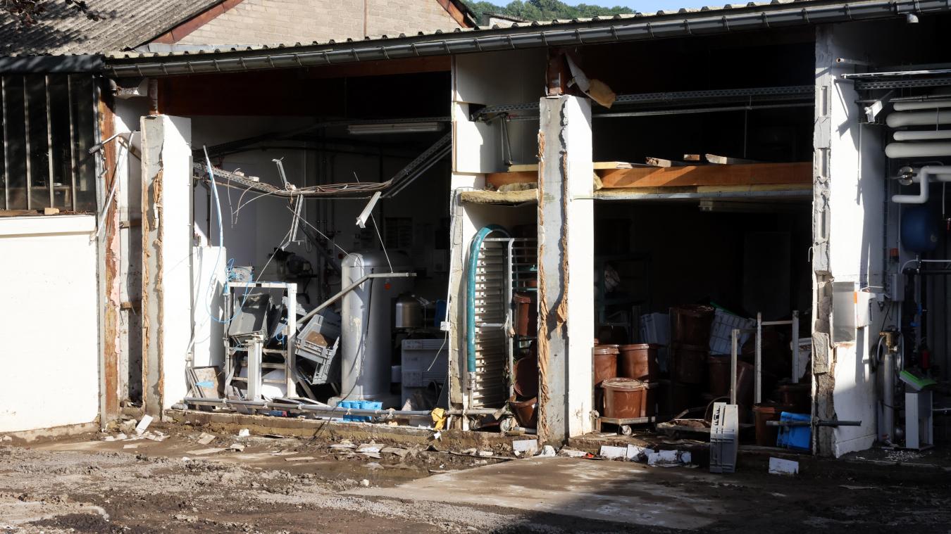 <p>Die Schokoladenfabrik Galler in Vaux-sous-Chevremont wurde bei dem Hochwasser fast völlig zerstört.</p>