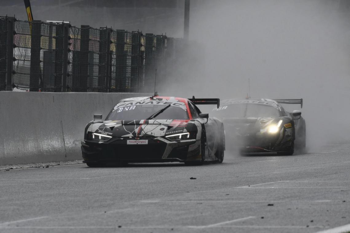 <p>Das Duell der 24h Spa im Regen: Audi gegen Ferrari.</p>