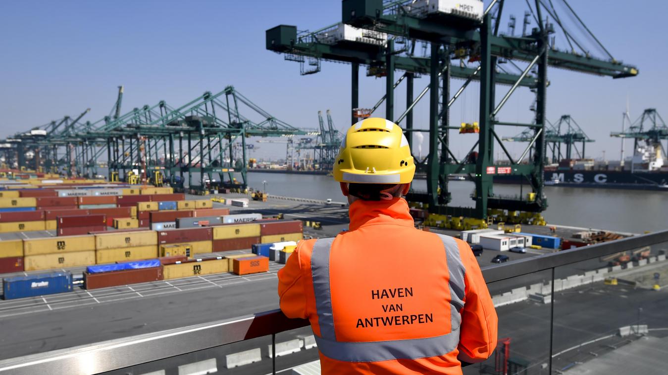 <p>Containerhafen Antwerpen. Im ersten Halbjahr konnte Belgien sowohl seinen Export als auch seinen Import im Vergleich zum Coronajahr und auch zu 2019 steigern.</p>